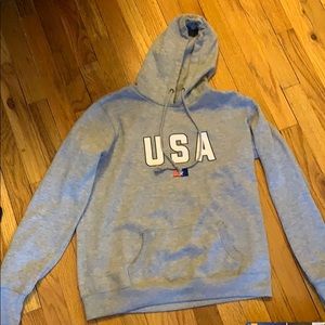 USA gray sweatshirt